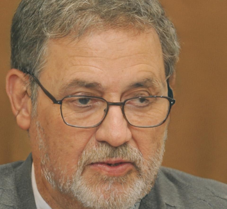 Theron García, especialista en gestión de costes